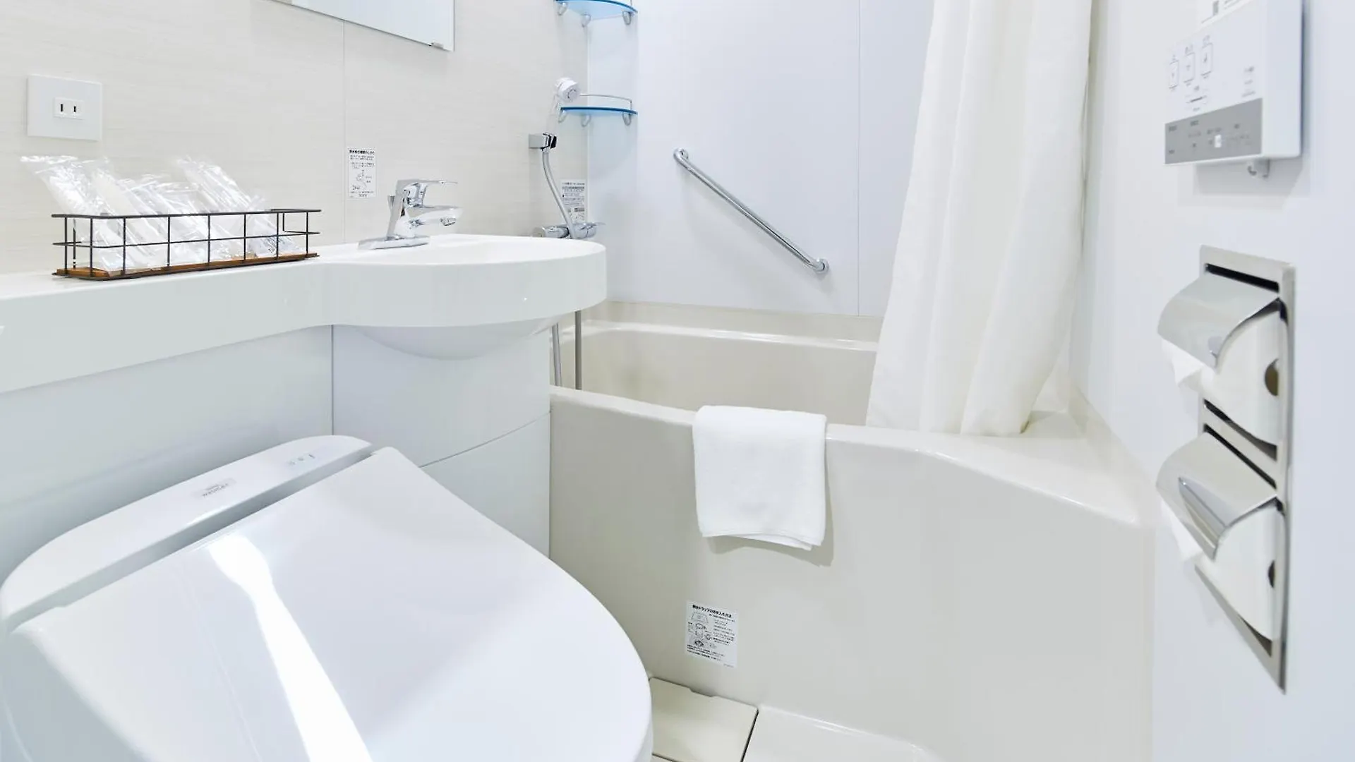 Ici Hotel Tokyo Hatchobori 3*,  Япония